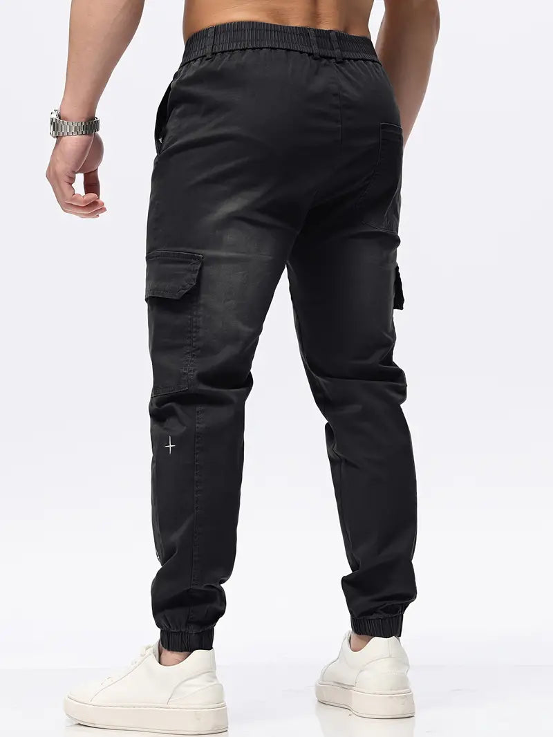 Cargo pants with flap pockets