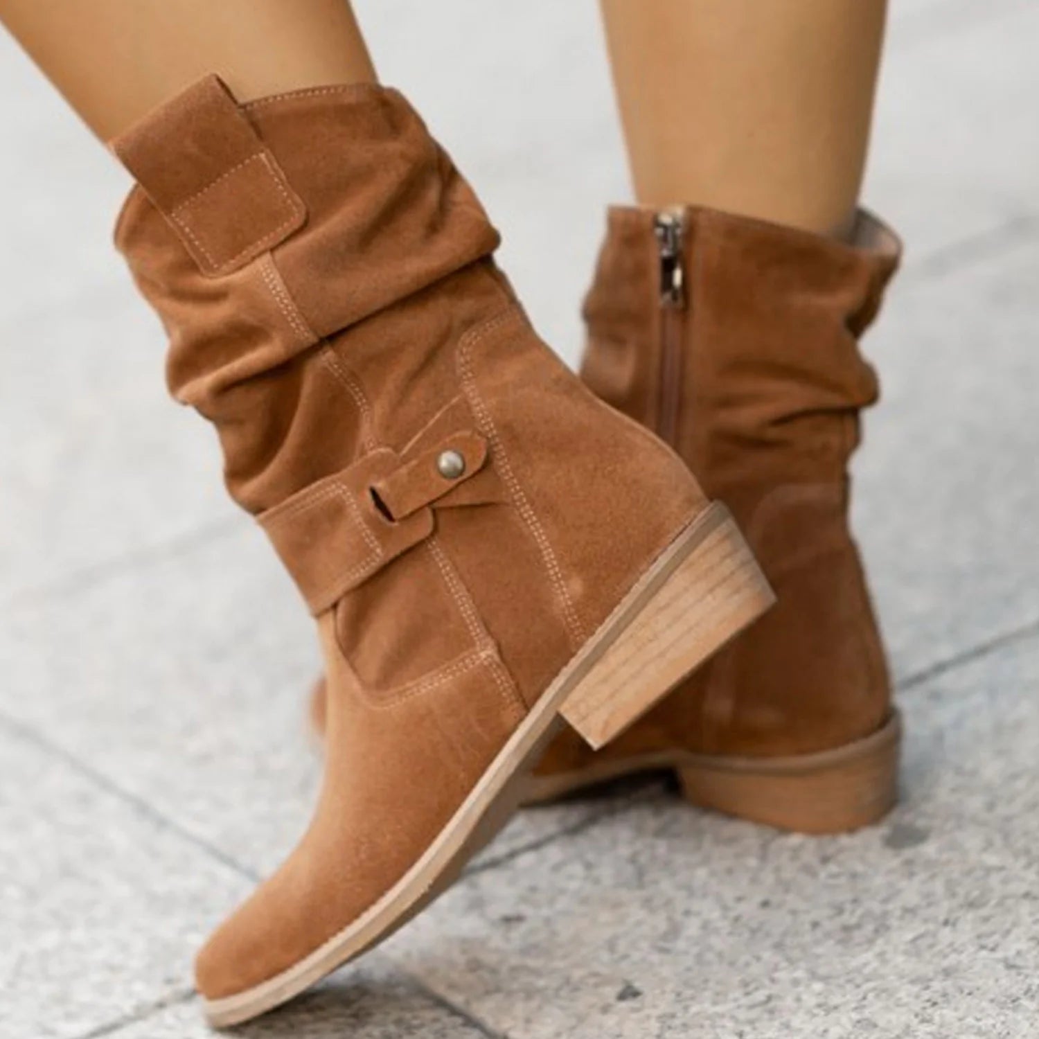 Sahara suede boots