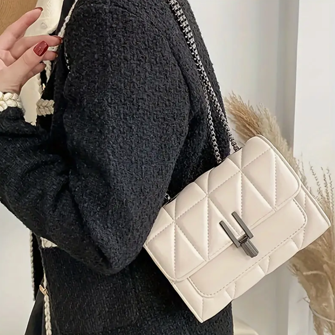 Chic Quilted Crossbody