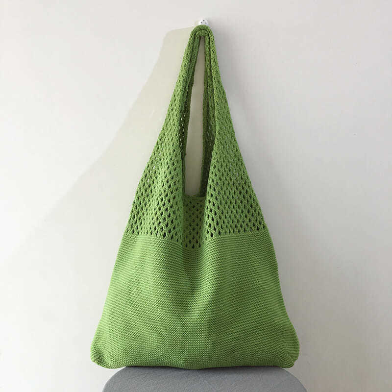 Basic shoulder bag