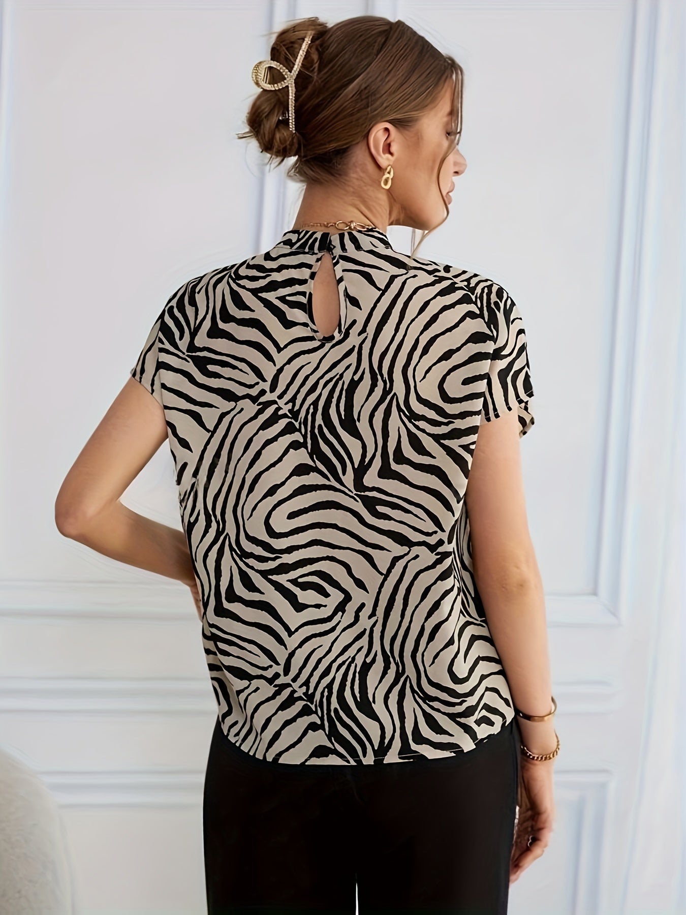 Blouse with zebra print